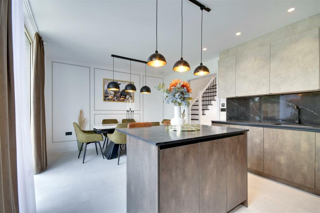 Additional property image - Station Road, Burnham-On-Crouch