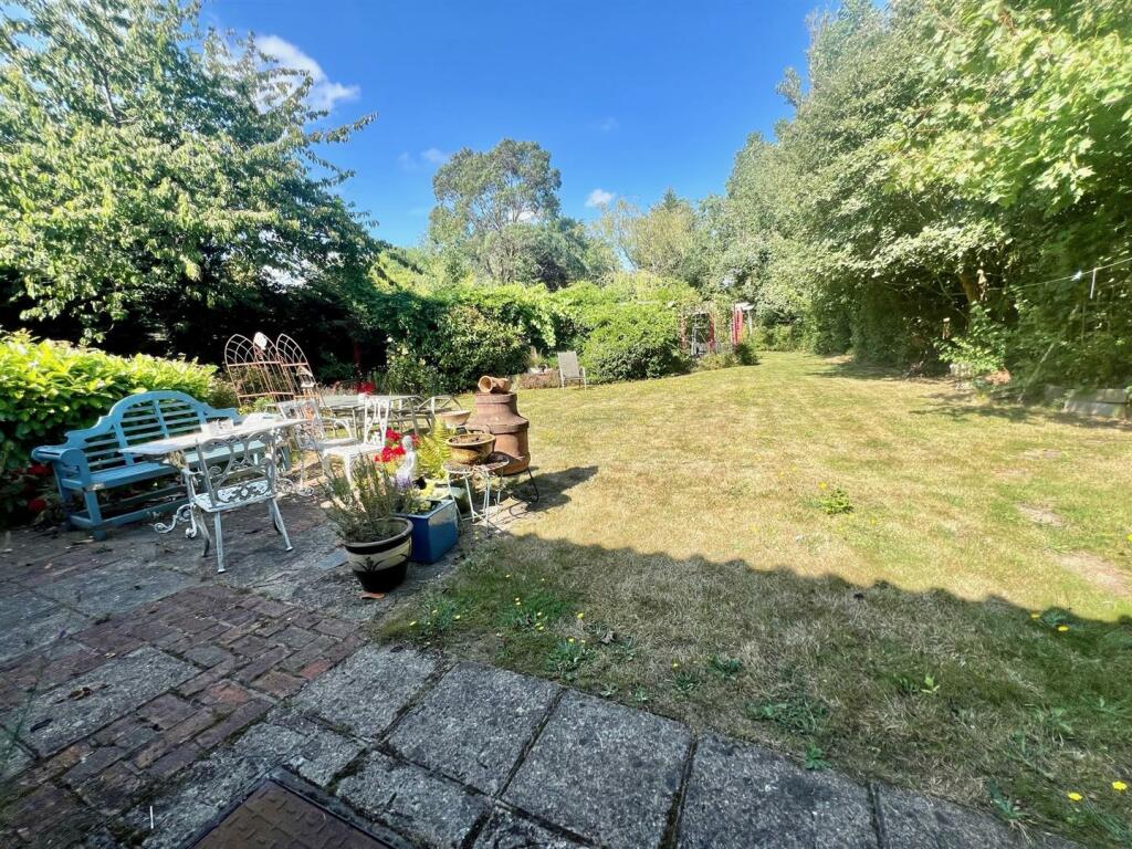 Additional property image - Maldon Road, Burnham-On-Crouch