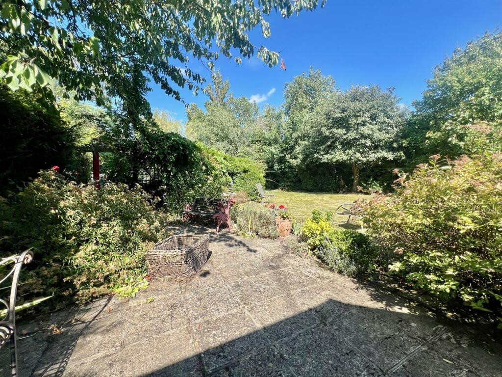 Additional property image - Maldon Road, Burnham-On-Crouch