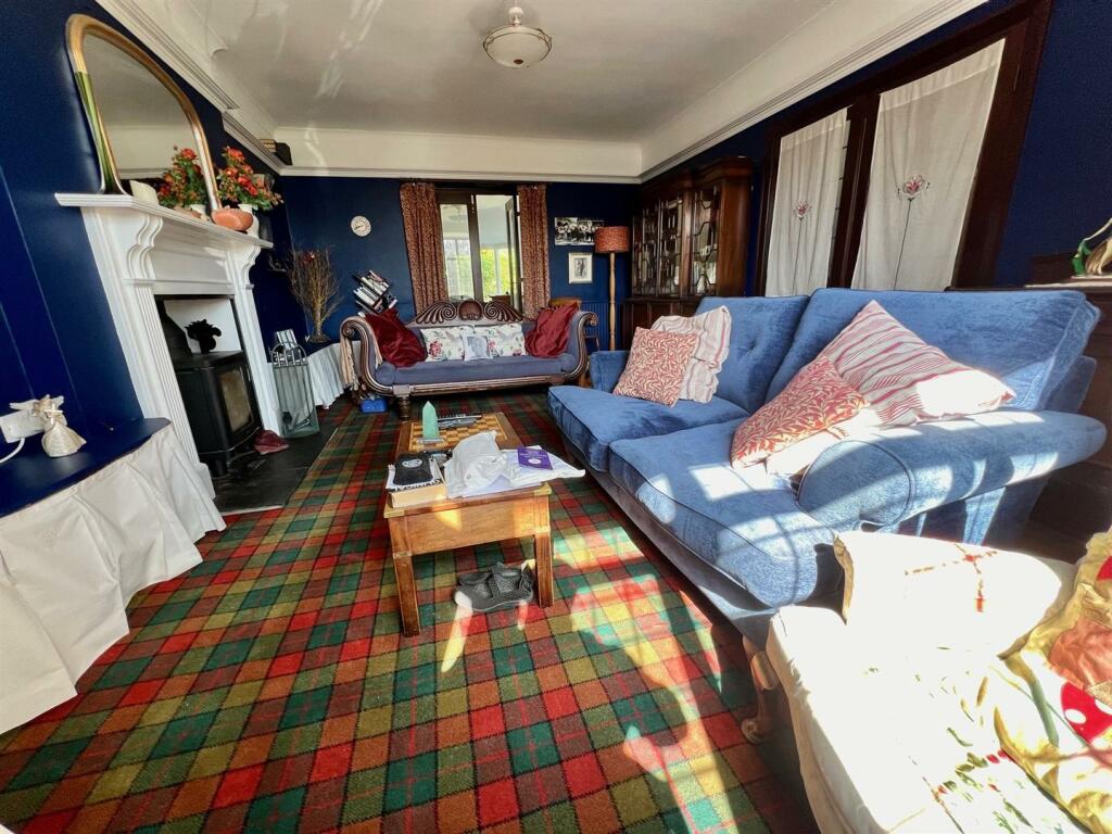 Additional property image - Maldon Road, Burnham-On-Crouch
