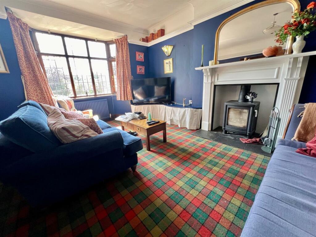 Additional property image - Maldon Road, Burnham-On-Crouch