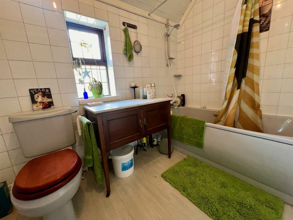 Additional property image - Maldon Road, Burnham-On-Crouch