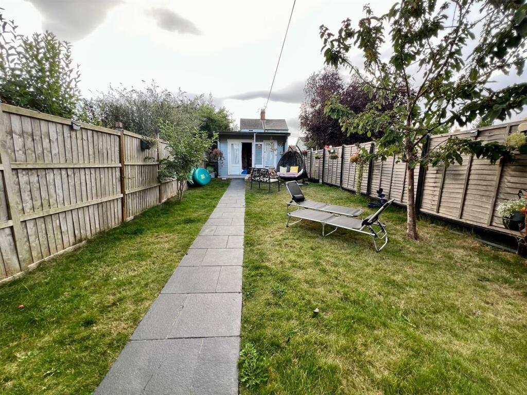 Additional property image - Mildmay Road, Burnham-on-Crouch