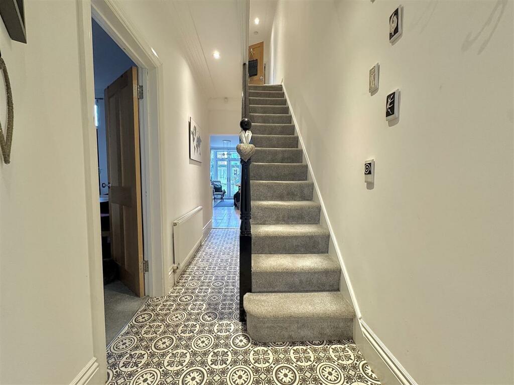 Additional property image - Mildmay Road, Burnham-on-Crouch