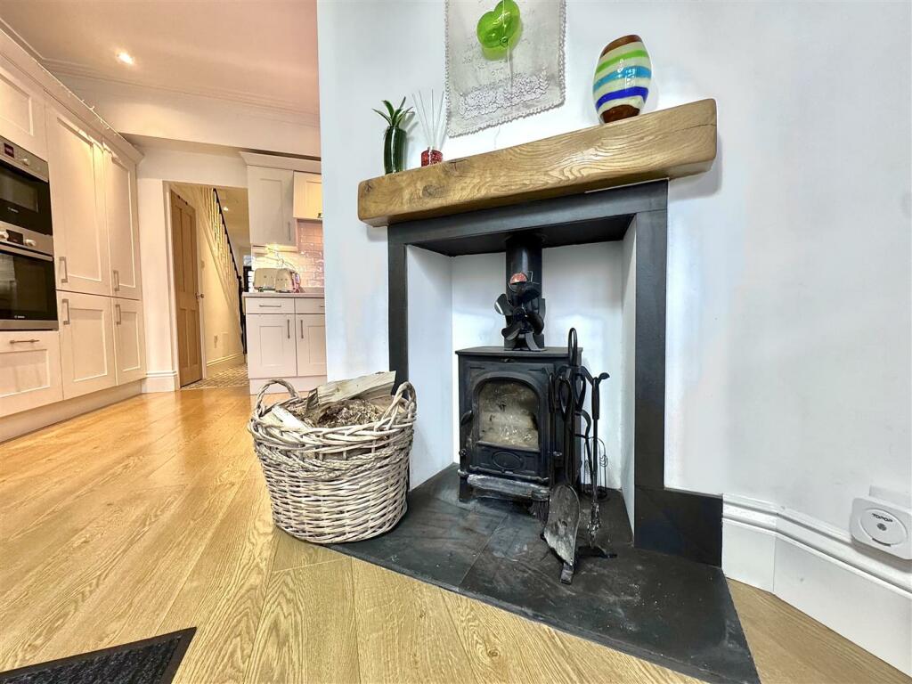 Additional property image - Mildmay Road, Burnham-on-Crouch