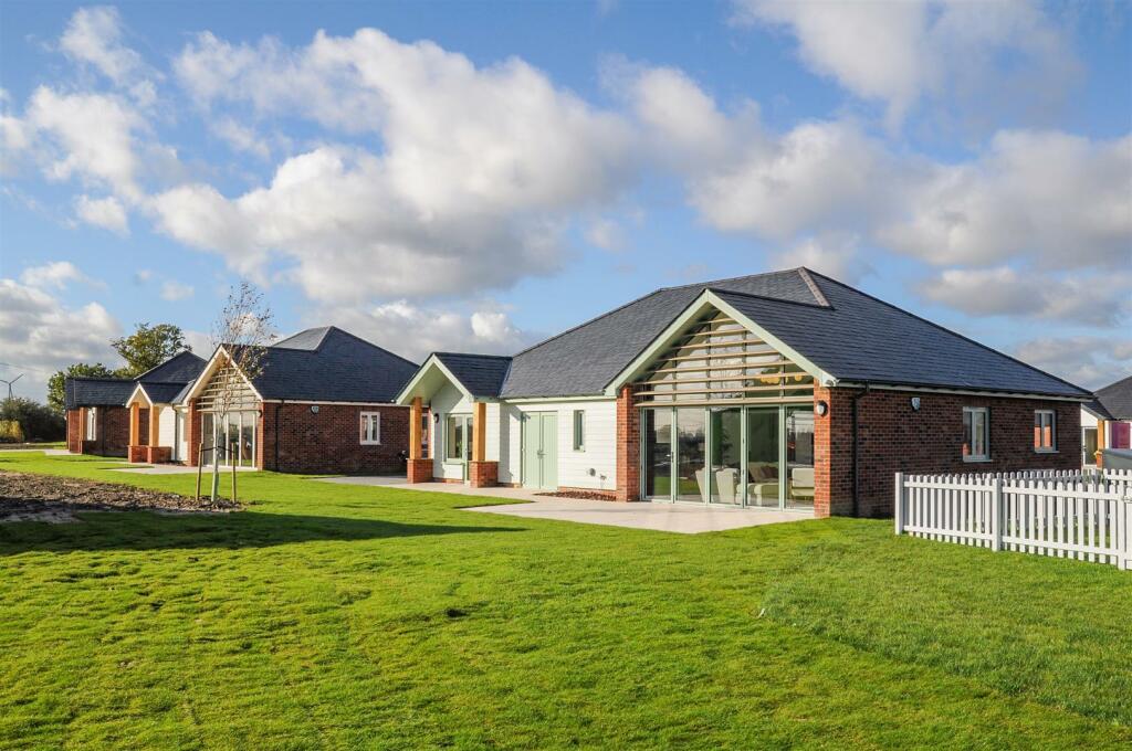 Additional property image - Plot 12 'The Blackwater' Show Home Now FOR SALE @ Burnham Waters, Burnham-On-Crouch
