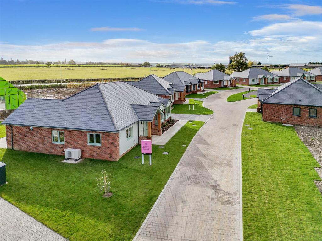 Additional property image - Plot 12 'The Blackwater' Show Home Now FOR SALE @ Burnham Waters, Burnham-On-Crouch