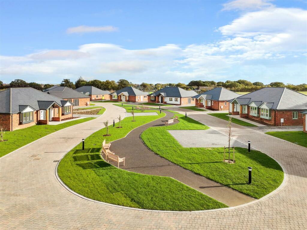 Additional property image - Plot 12 'The Blackwater' Show Home Now FOR SALE @ Burnham Waters, Burnham-On-Crouch