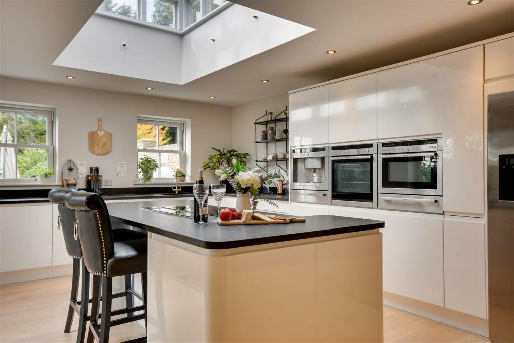 Additional property image - Maldon Road, Burnham-On-Crouch