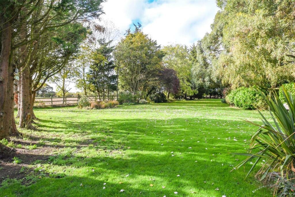 Additional property image - Maldon Road, Burnham-On-Crouch