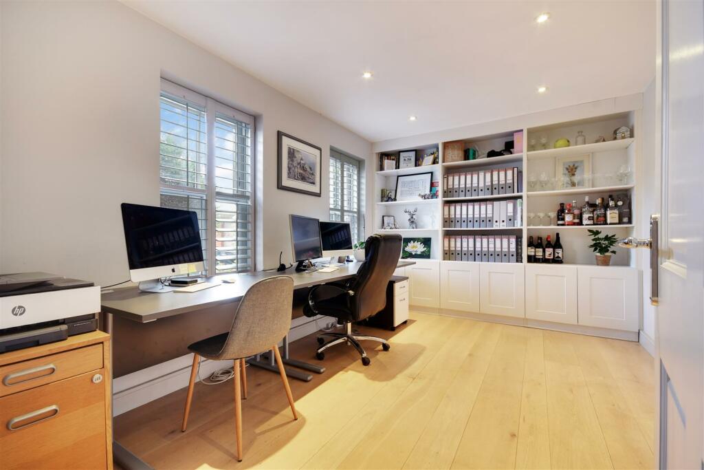 Additional property image - Maldon Road, Burnham-On-Crouch