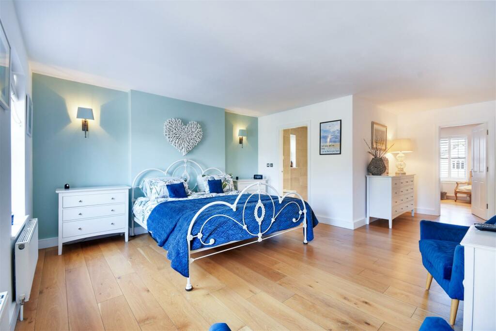 Additional property image - Maldon Road, Burnham-On-Crouch