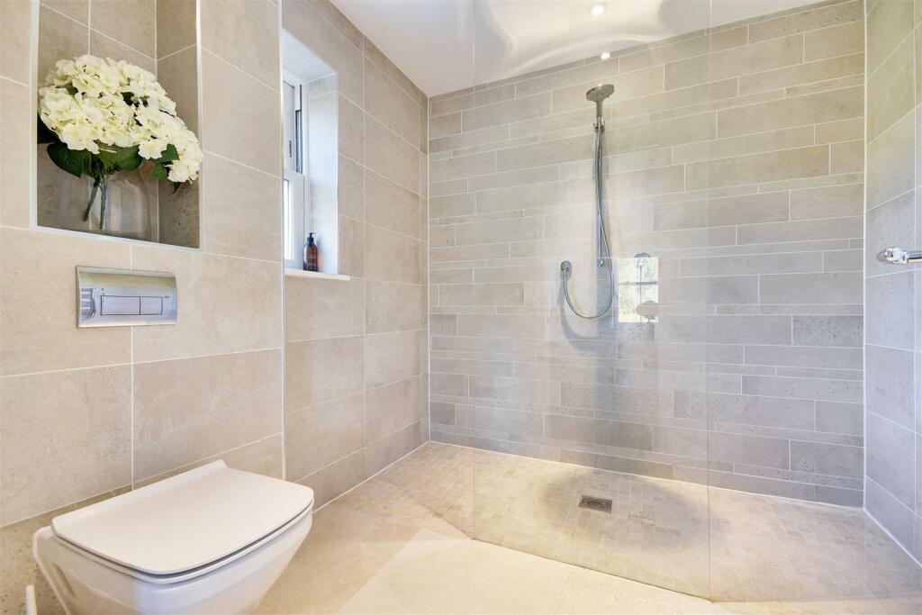 Additional property image - Maldon Road, Burnham-On-Crouch