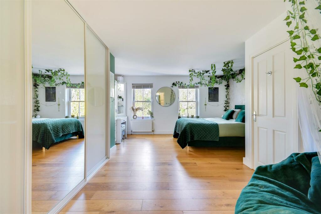 Additional property image - Maldon Road, Burnham-On-Crouch