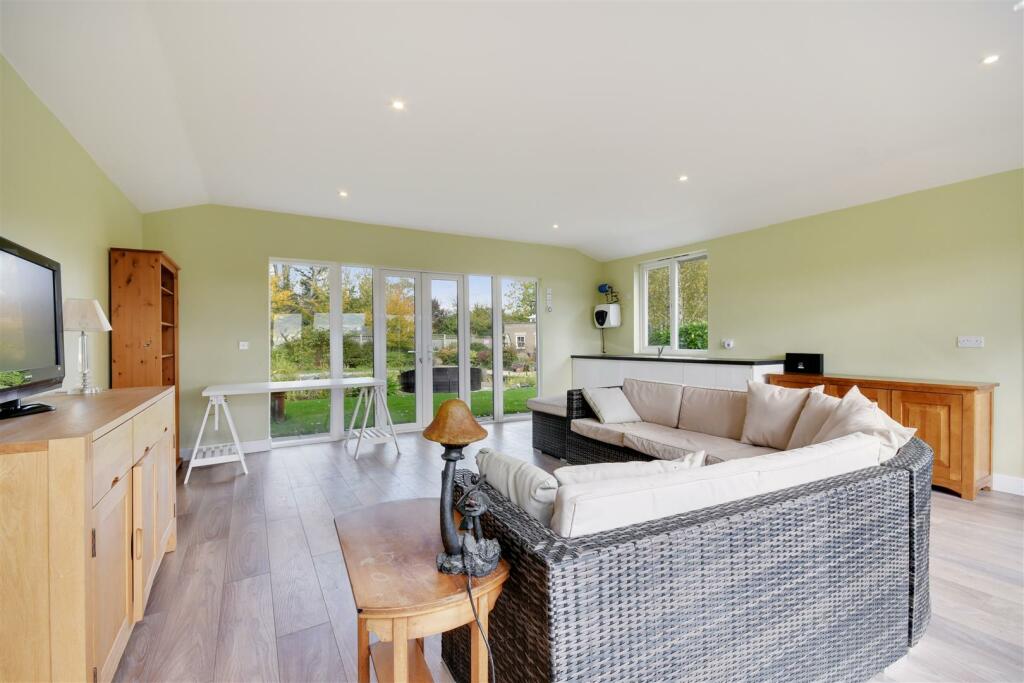 Additional property image - Maldon Road, Burnham-On-Crouch