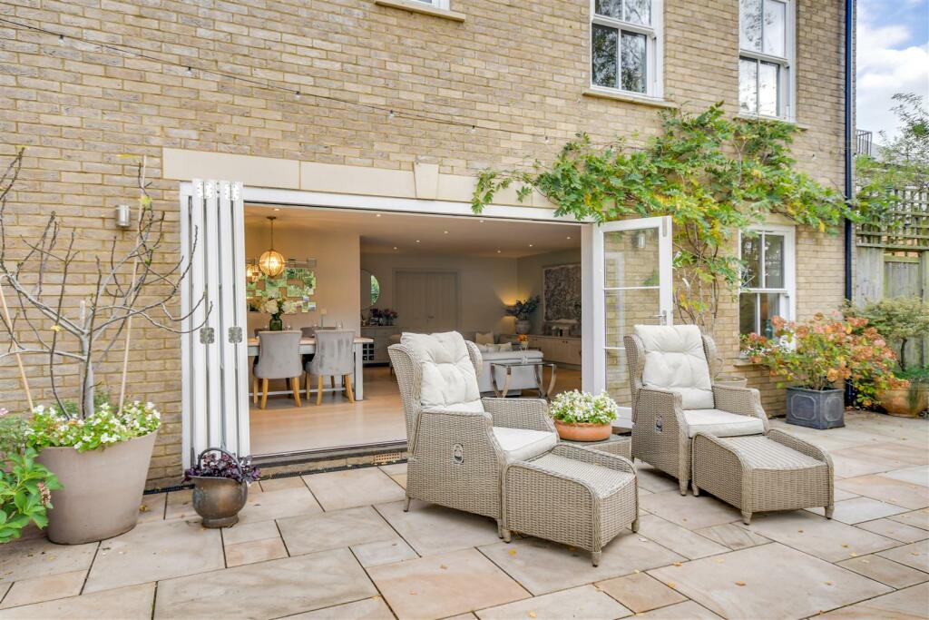 Additional property image - Maldon Road, Burnham-On-Crouch