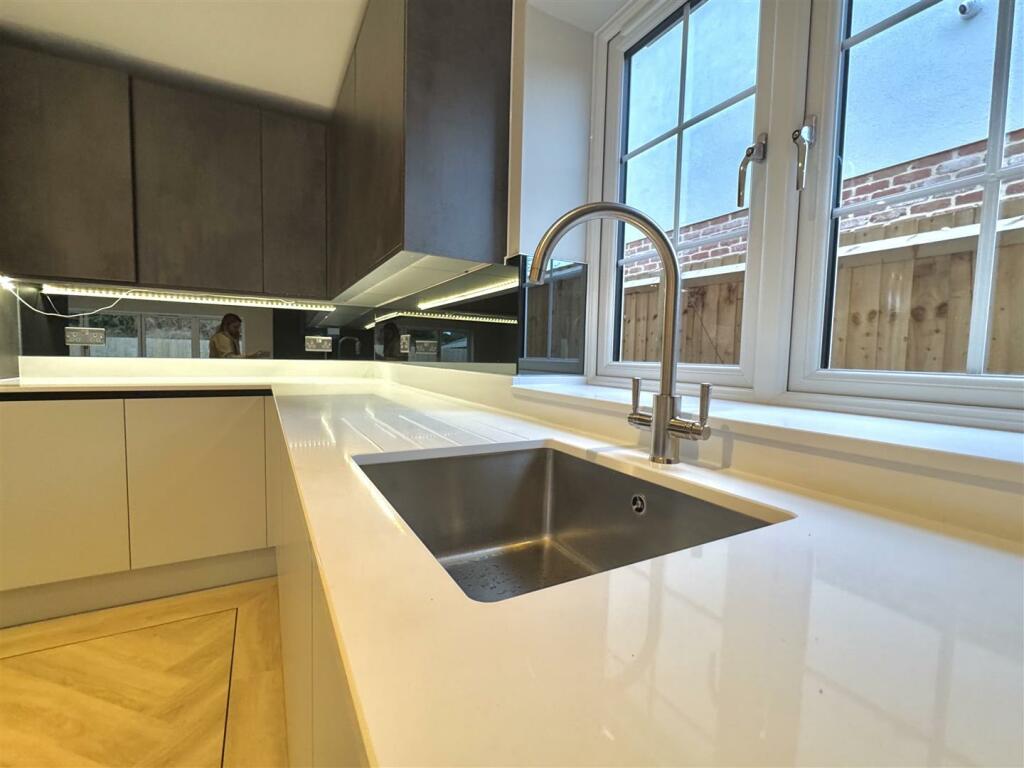 Additional property image - New Builds @ Mangapp Chase, Burnham-On-Crouch