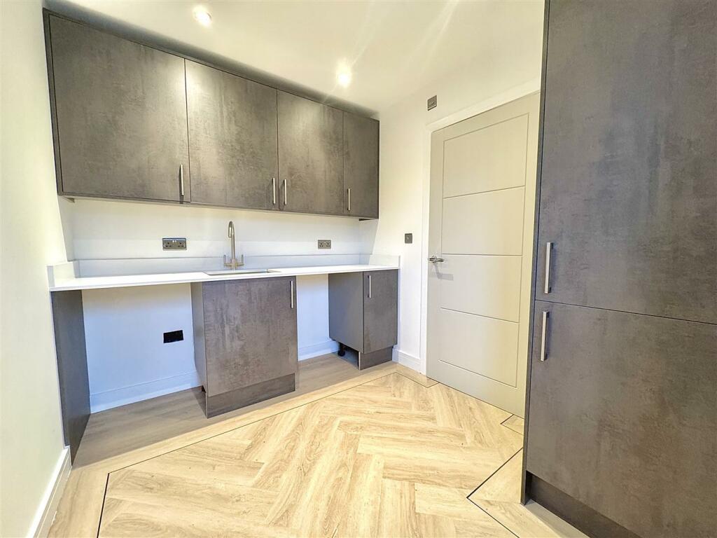 Additional property image - New Builds @ Mangapp Chase, Burnham-On-Crouch