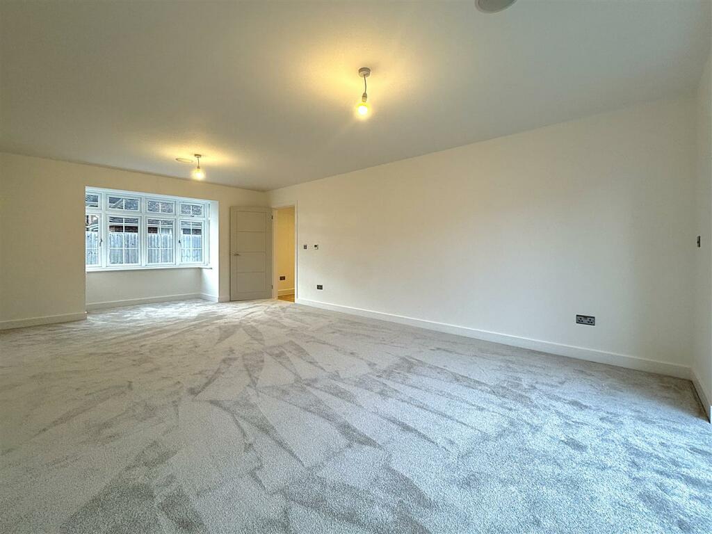 Additional property image - New Builds @ Mangapp Chase, Burnham-On-Crouch