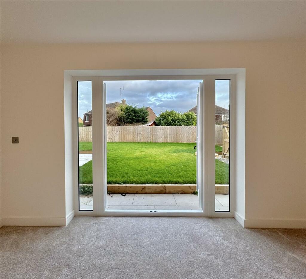 Additional property image - New Builds @ Mangapp Chase, Burnham-On-Crouch