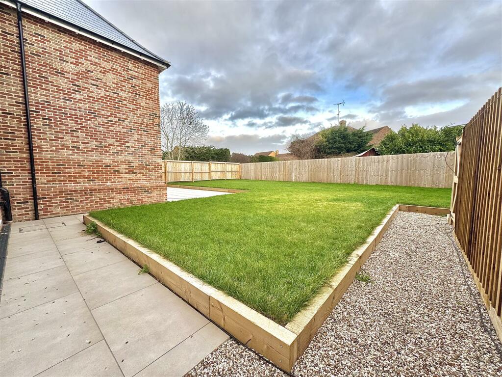 Additional property image - New Builds @ Mangapp Chase, Burnham-On-Crouch