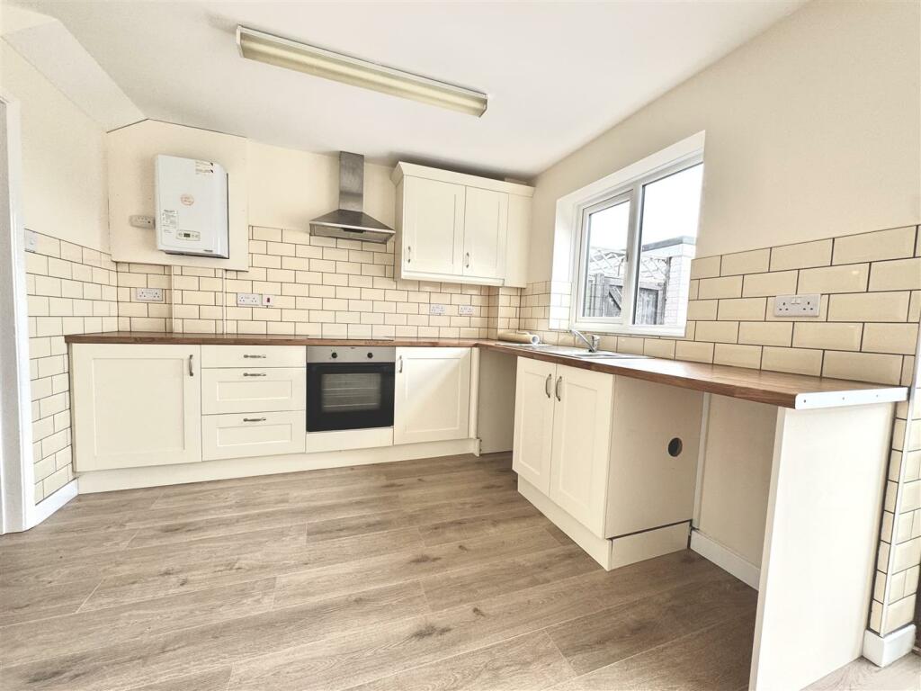 Additional property image - Dunkirk Road, Burnham-On-Crouch