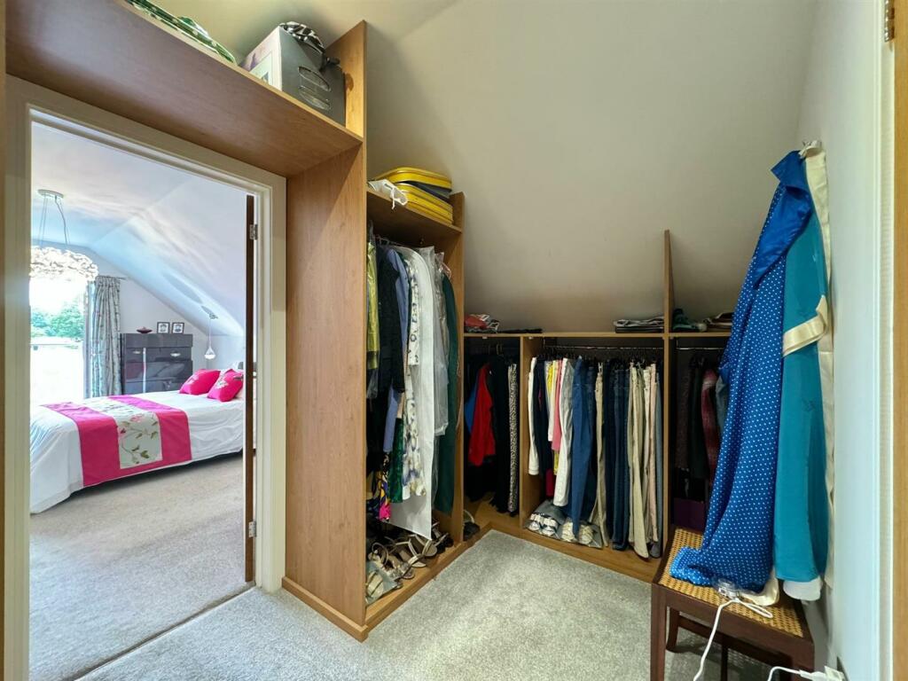 Additional property image - Oaklands Stoney Hills, Burnham-On-Crouch