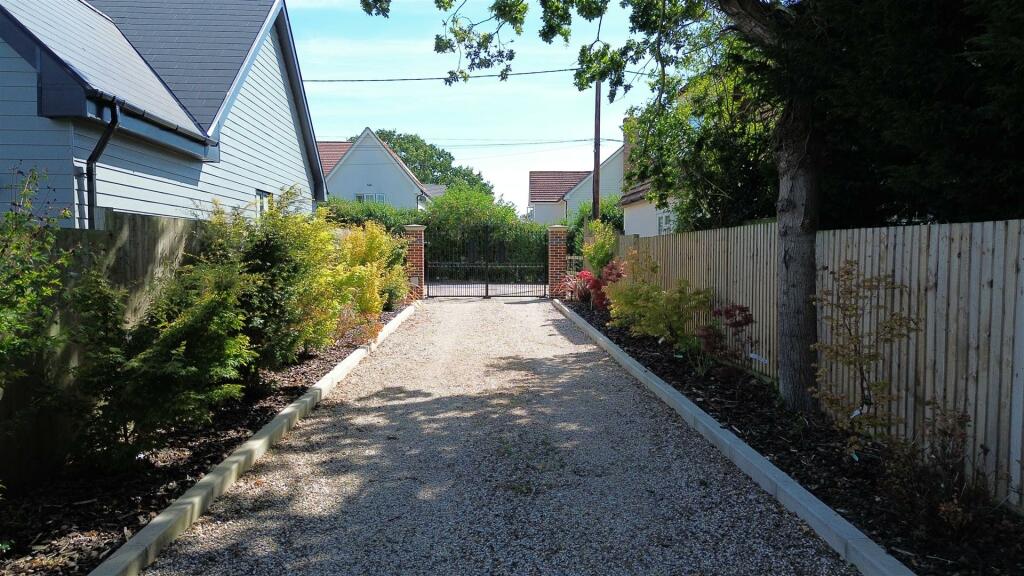 Additional property image - Oaklands Stoney Hills, Burnham-On-Crouch