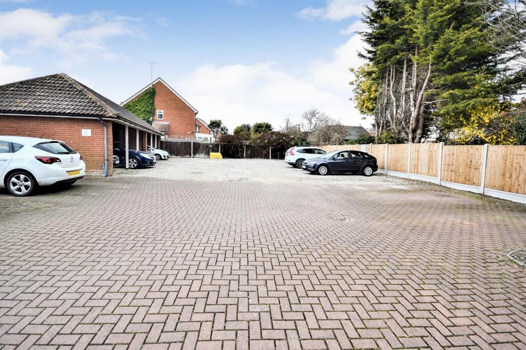 Additional property image - Tattersalls Chase, Southminster