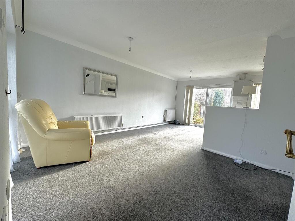Additional property image - Maple Way, Burnham-On-Crouch