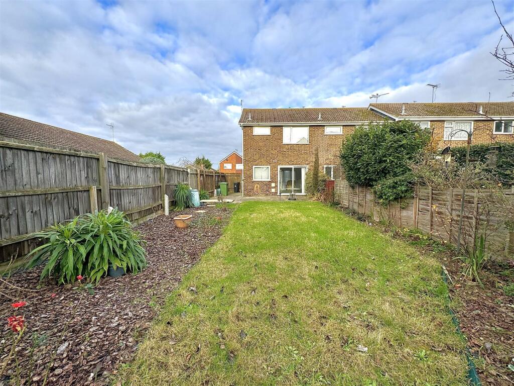Additional property image - Maple Way, Burnham-On-Crouch