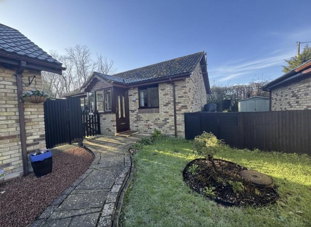 Main image of property: The Plovers, St Lawrence