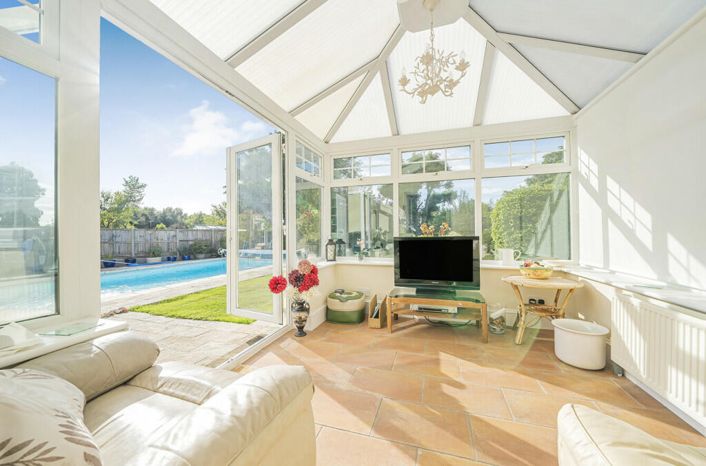 Additional property image - Tilbury Hill, Tilbury Juxta Clare, Halstead
