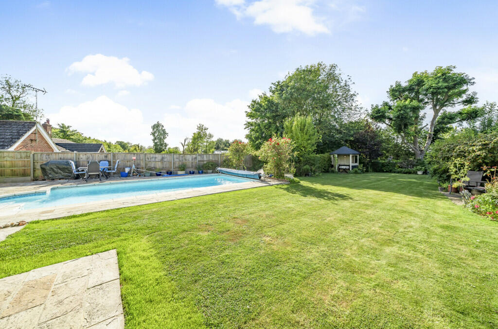 Additional property image - Tilbury Hill, Tilbury Juxta Clare, Halstead