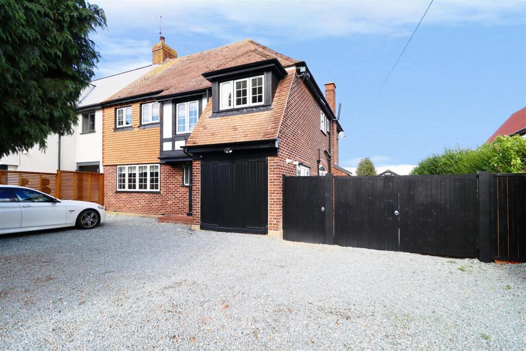 Main image of property: Watling Street, Rochester
