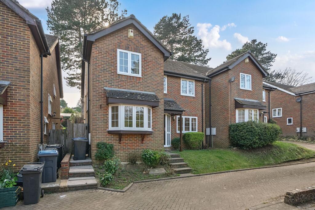 Main image of property: Hadley Wood Rise, Kenley, CR8