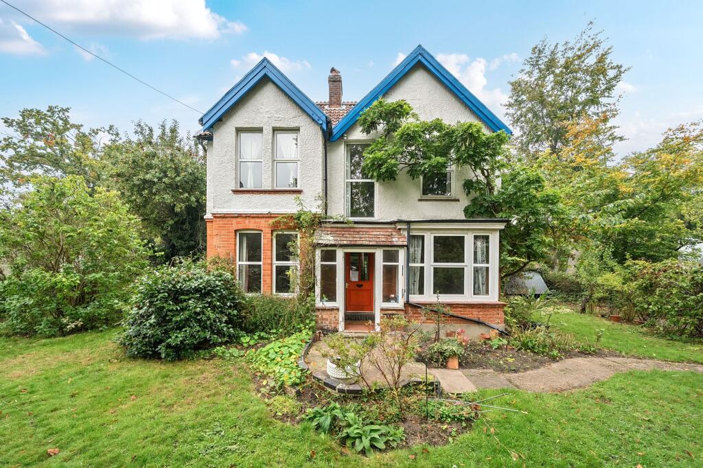Main image of property: The Heath, Chaldon, CR3