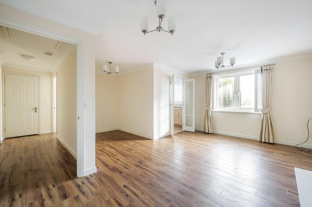 Additional property image - Limpsfield Road, Warlingham, CR6