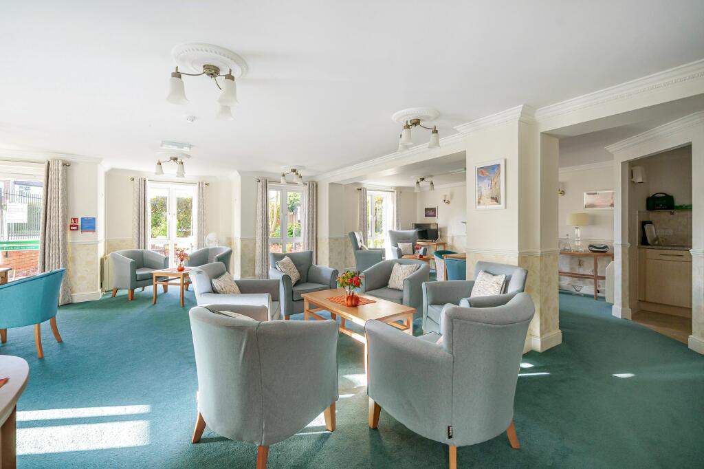 Additional property image - Limpsfield Road, Warlingham, CR6