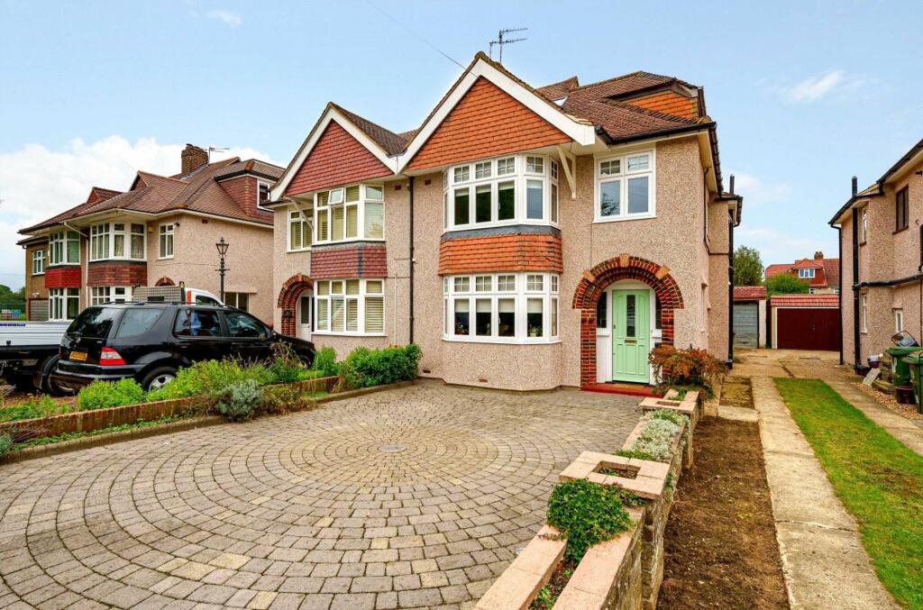 4 bedroom semidetached house for sale in The Mount, Coulsdon, CR5