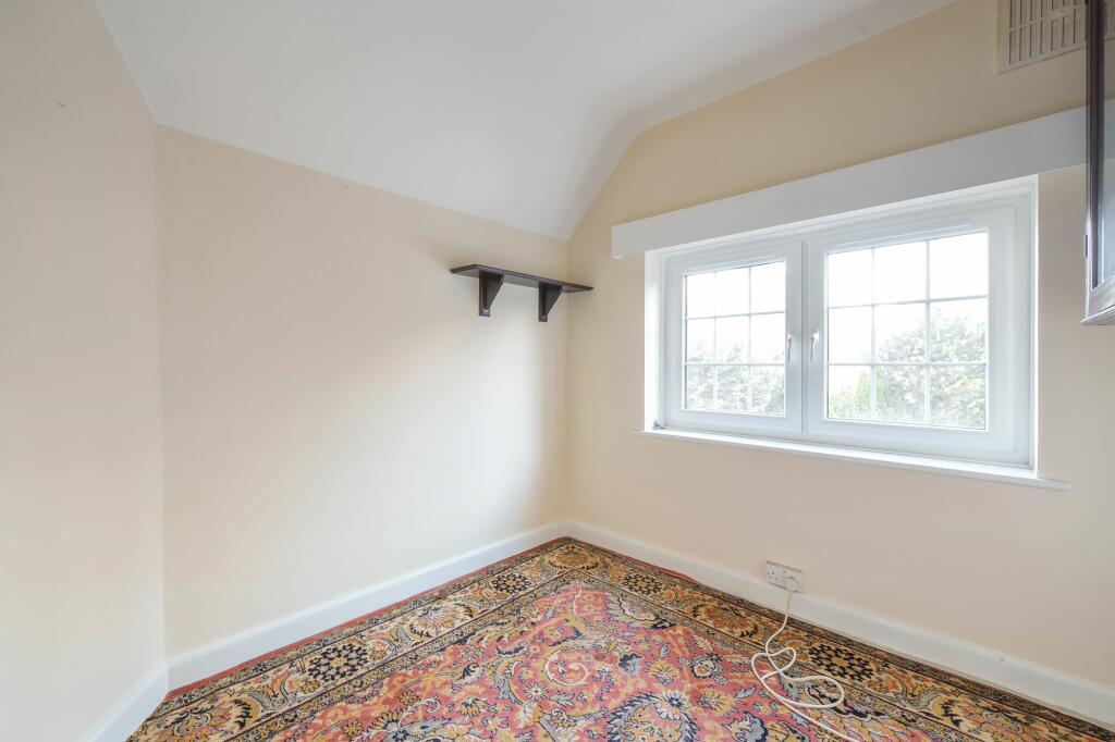 Additional property image - The Netherlands, Coulsdon, CR5