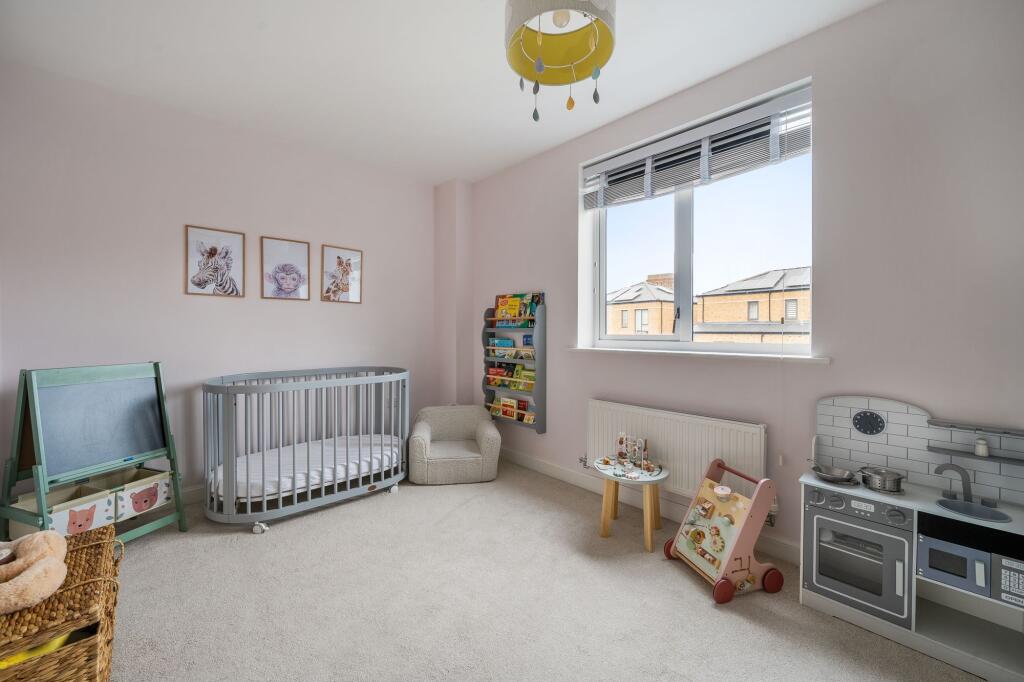 Additional property image - Van Brugh Avenue, Coulsdon, CR5