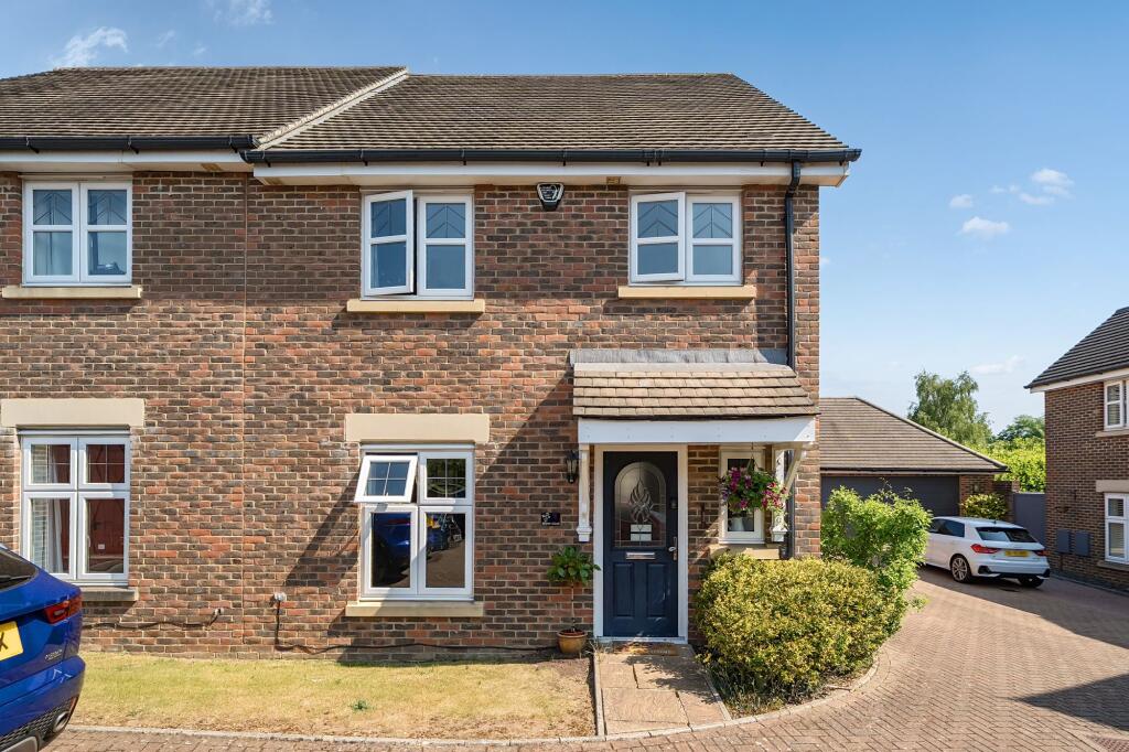 Main image of property: Water Mead, Chipstead, CR5