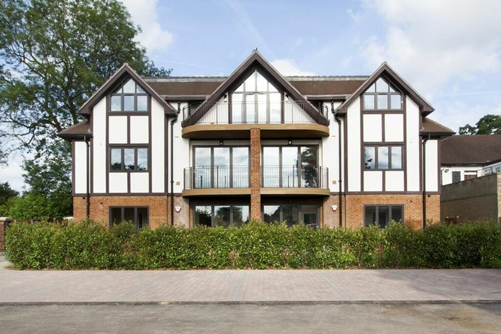 Additional property image - Station Road, Woldingham, CR3