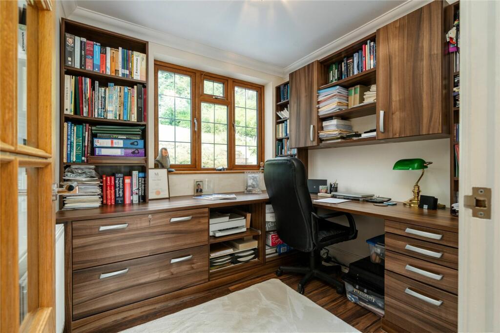 Additional property image - Southfields Road, Woldingham, CR3
