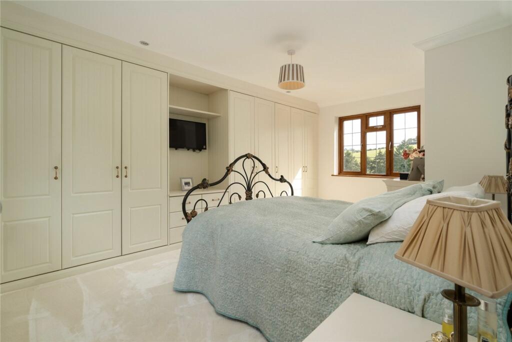 Additional property image - Southfields Road, Woldingham, CR3