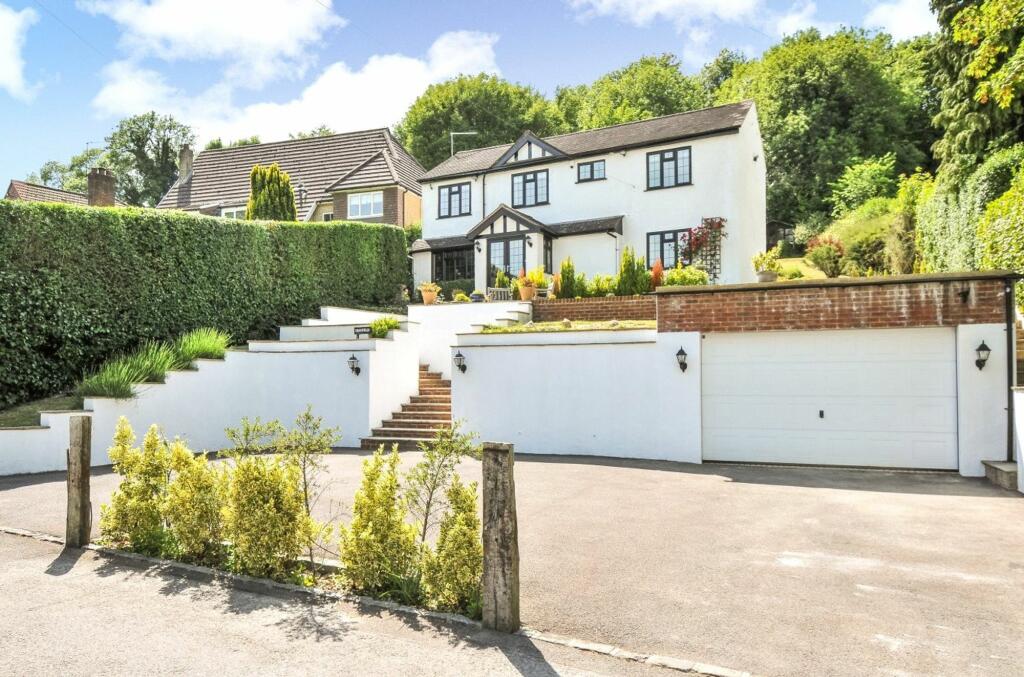 Additional property image - Southfields Road, Woldingham, CR3