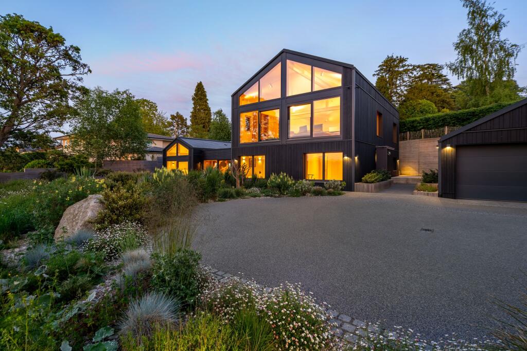Main image of property: Camp Road, Woldingham, CR3