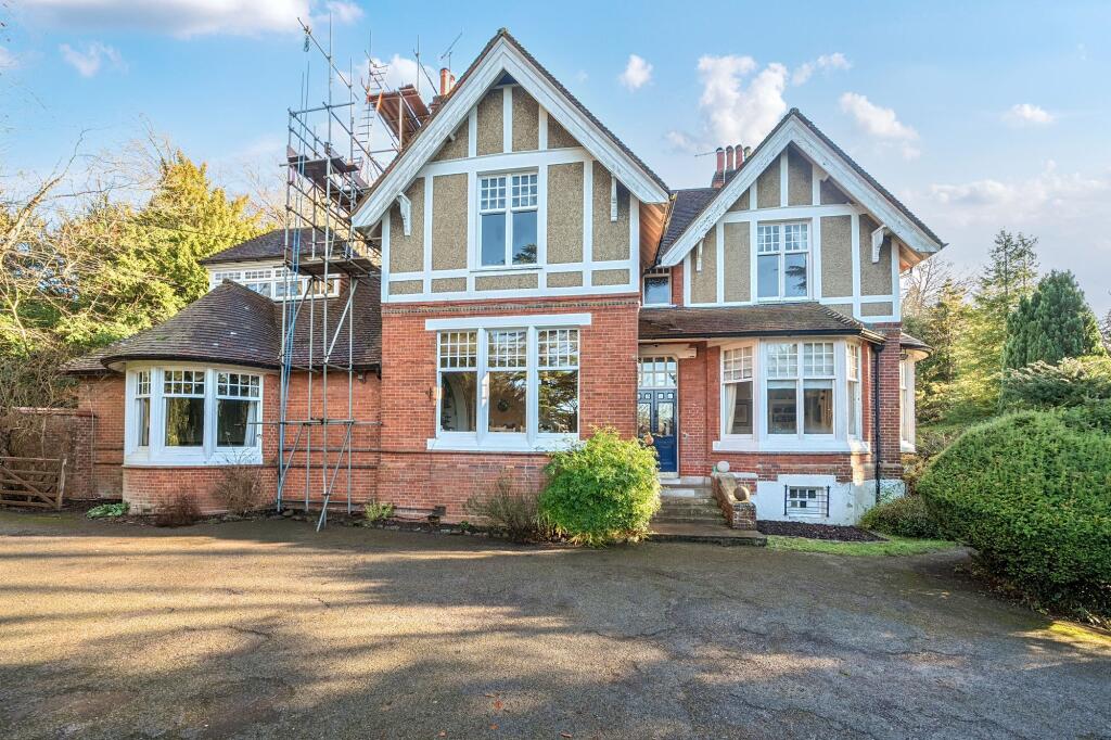 Main image of property: Park Ley Road, Woldingham, CR3