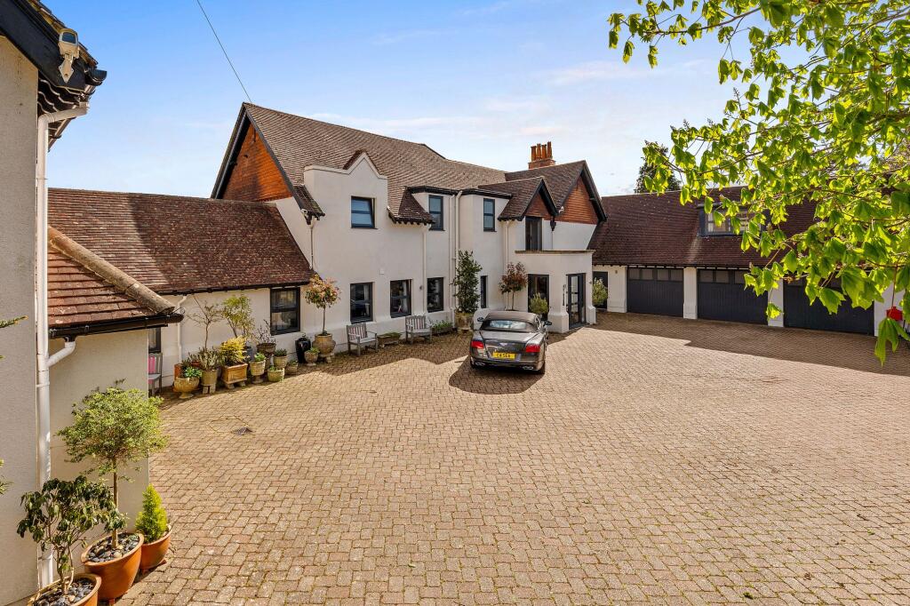 Main image of property: Tydcombe Road, Warlingham, CR6